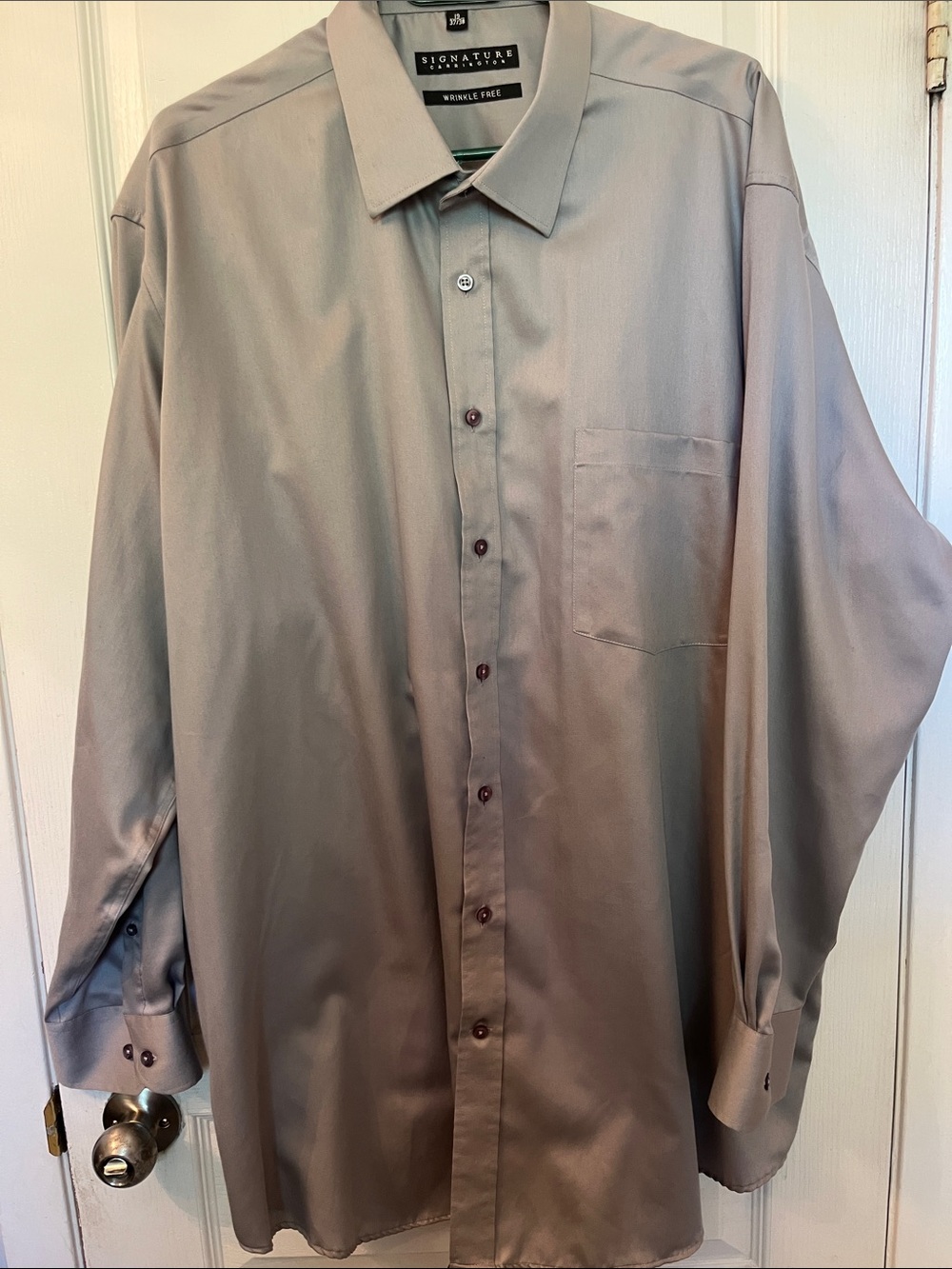 Signature Carrington Men’s Wrinkle-Free Long Sleeve Dress Shirt - Gray